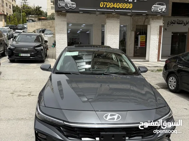 Sedan Hyundai in Amman
