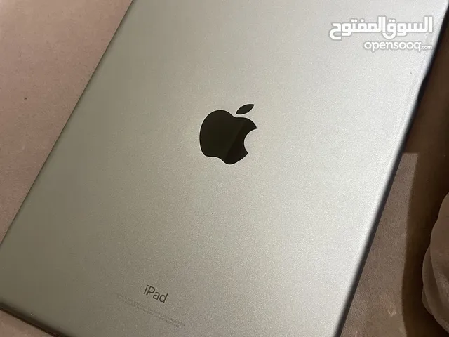 Apple iPad 6 32 GB in Al Dakhiliya