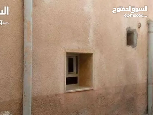 200 m2 5 Bedrooms Townhouse for Sale in Tripoli Al-Hani