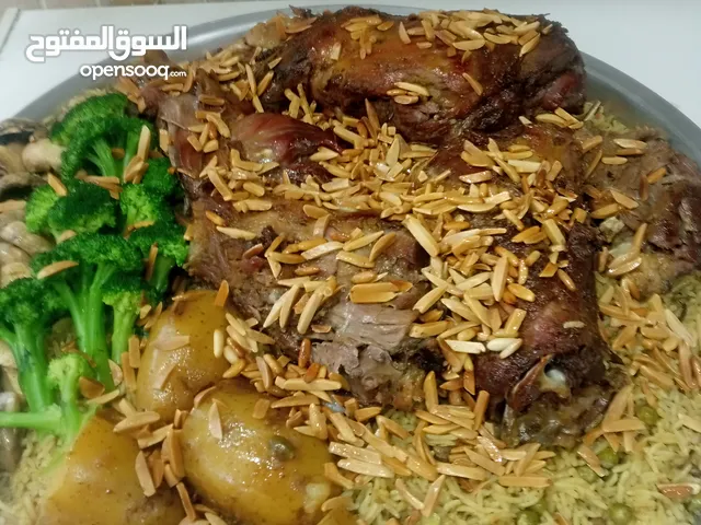 شيف طباخ شرقي وغربي وسلطات ابحث عن عمل