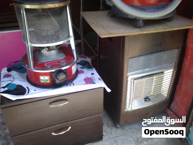 محل اثاث مشكل لبيع بسعر مغري مع ابو خشب