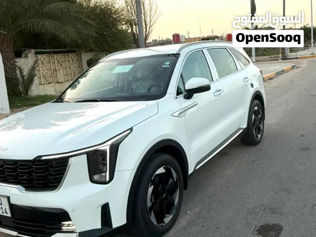 Used Kia Sorento in Basra