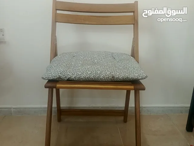 كرسي خشب قابل للطي مع وسادة مريحة