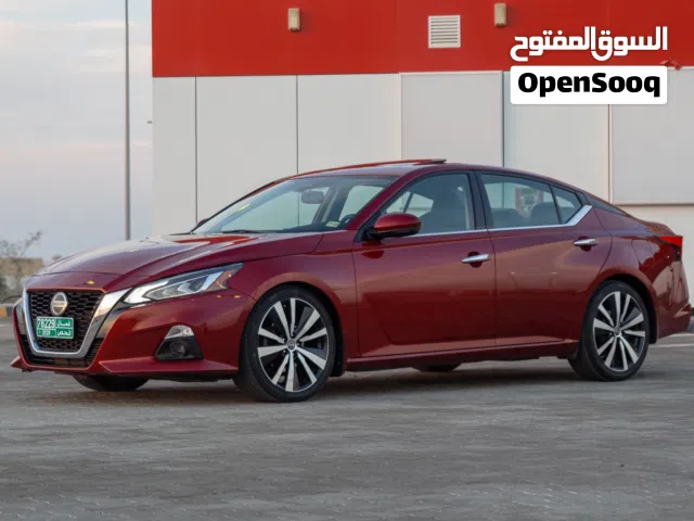 Red color  Altima 2020 platinum