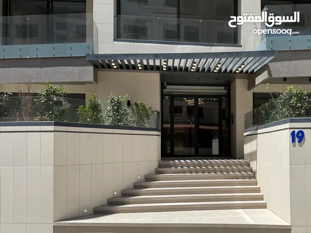 210 m2 3 Bedrooms Apartments for Sale in Amman Shmaisani