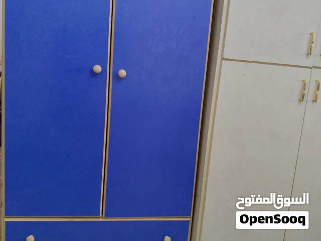 دولاب استعمال نظيف