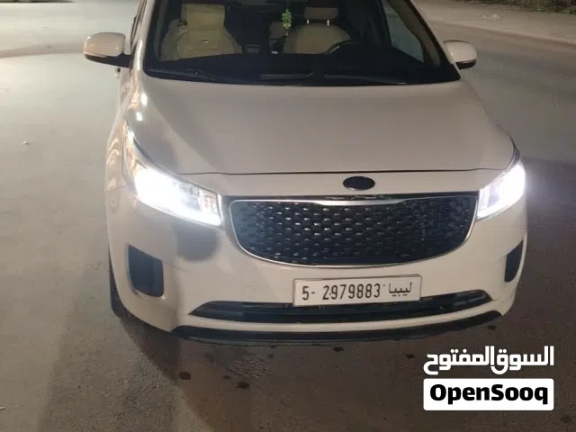 2017 كيا سيدونا LX