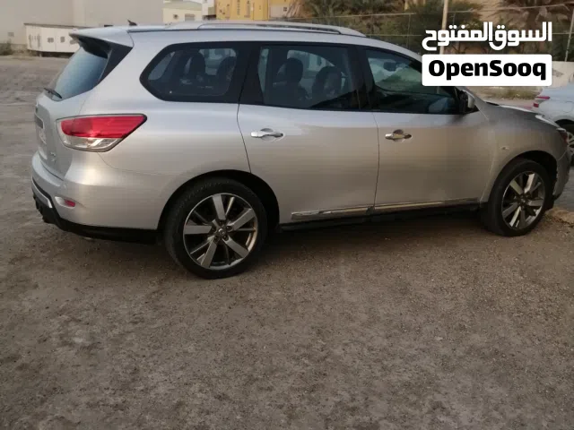 2014 Nissan Pathfinder SV