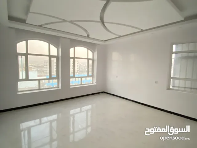 220 m2 More than 6 bedrooms Apartments for Sale in Sana'a Asbahi