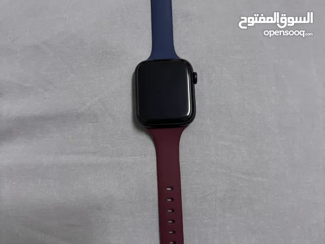 Watch SE (2024) GPS 44mm Midnight Aluminium Case With 4 watch cases and 3 screen cases