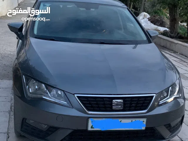 سيات ليون لليبع