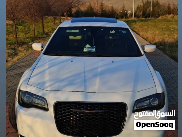 2022 كرايسلر 300 300S V6