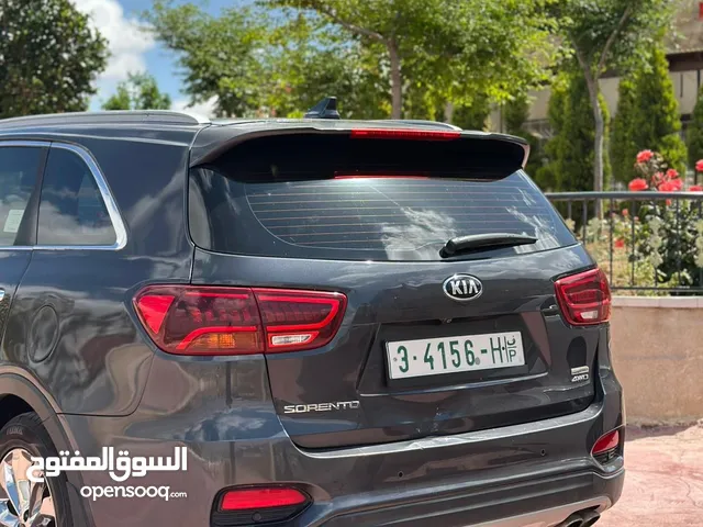 Used Kia Cerato in Hebron