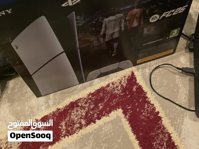 بلايستشن 5 جديد مع ضمان من كارفور 10 شهور مستعمل 3 مرات