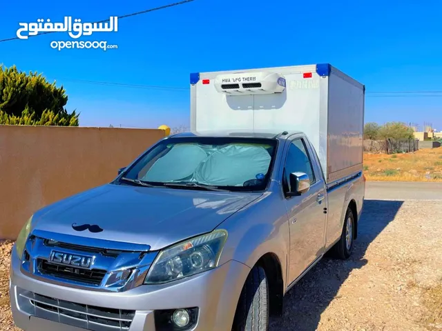 ISUZU  بيك اب ايسوزو 2015 + ثلاجة تبريد