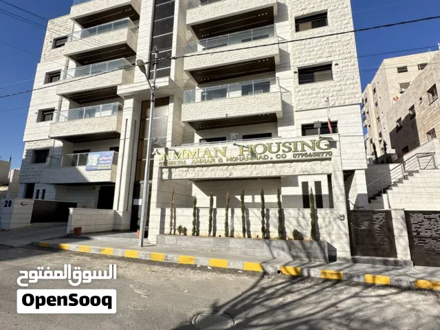 شقه مميزه طريق المطار ضاحية الأمير علي  منطقه فلل 137متر  لم تسكن تشطيب فاخر