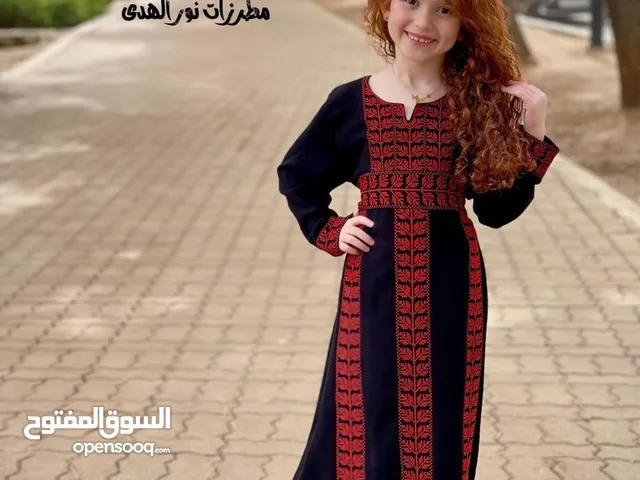 ثوب بناتي مميز بمقاسات متعددة