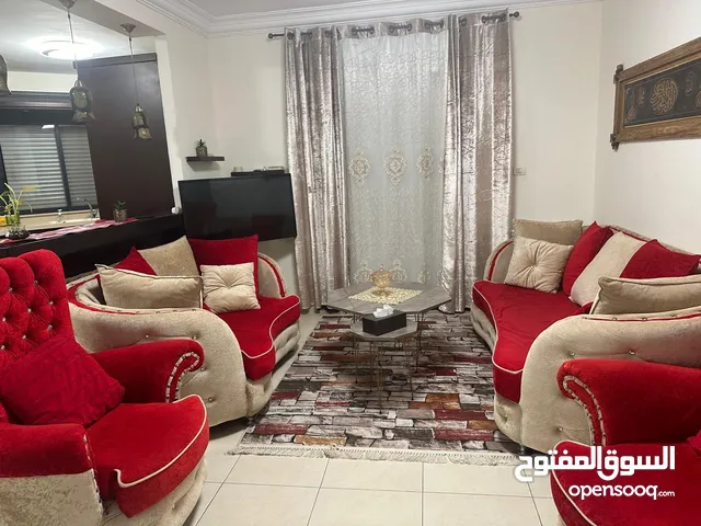شقة 156 متر للبيع في شارع الارسال في رام الله