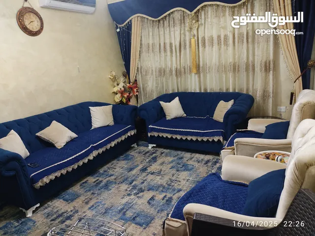 طقم كنب 7 مقاعد مستعمل للبيع بحالة جيدة جدا