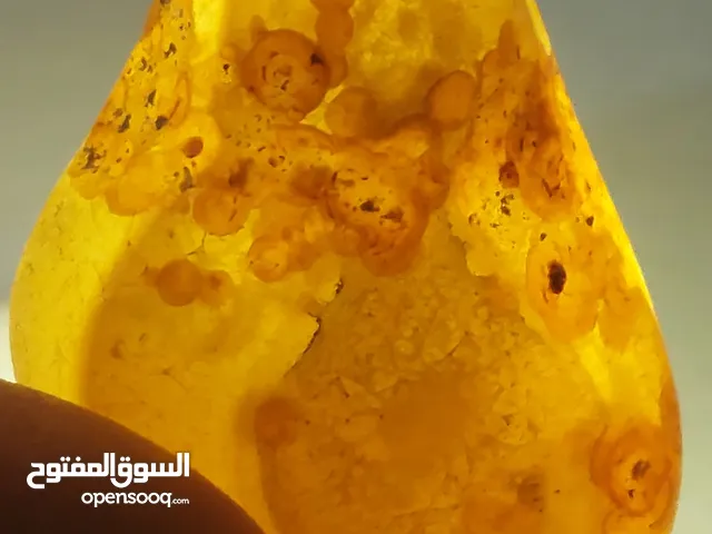 جمال وروعة الاحجار الكريمة