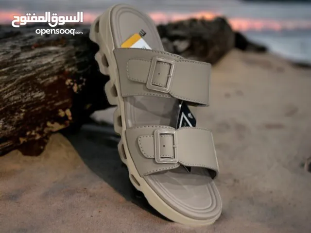 Black Slippers & Flip Flops in Al Batinah