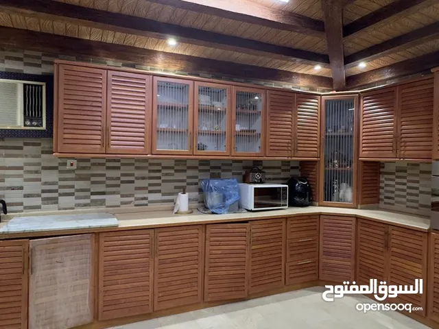 مطبخ كبير في جده مستعمل السعر قابل للتفاوض
