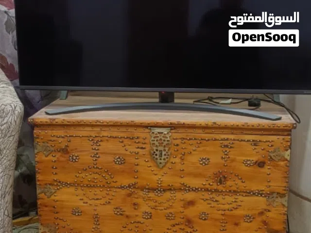 (اقرأ الوصف) صندقجة انتيكة تحفة مال زمان الطيبين قياساتها 92 سم عرض،58 سم عمق،62 سم ارتفاع