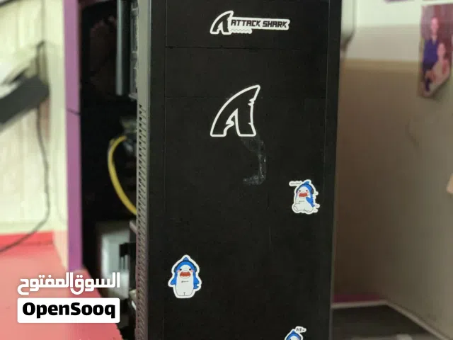 جهاز كمبيوتر شبه جديد مرتب للبيع