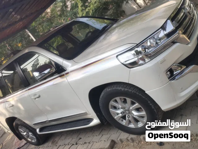 تيوتا لاندكروز