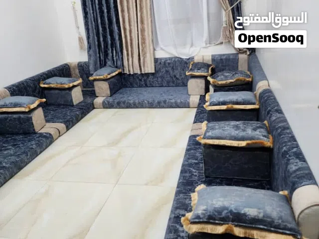 مجالس ضغط ممتاز للبيع جاهز