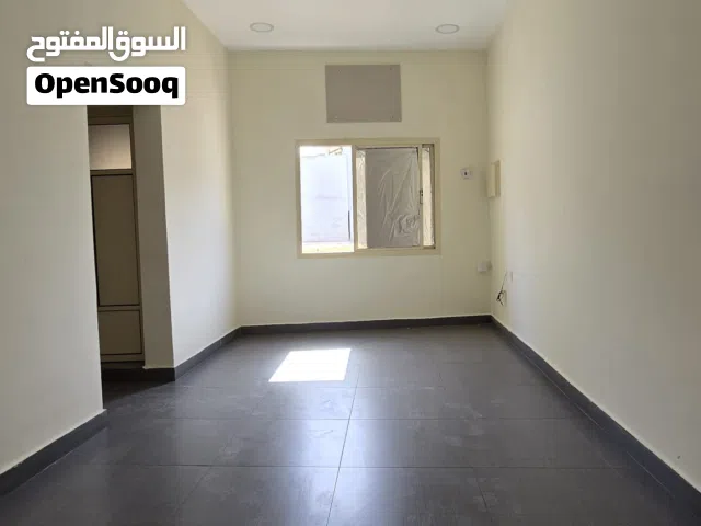 80 m2 2 Bedrooms Apartments for Rent in Muharraq Hidd
