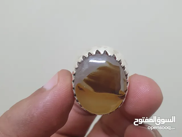 خاتم بحجر عقيق مصور