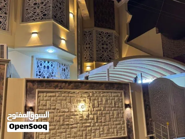 200 m2 More than 6 bedrooms Townhouse for Sale in Basra Yaseen Khrebit