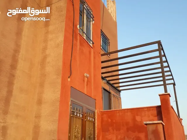 عماره 3 طوابق للبيع /ماركا الشماليه
