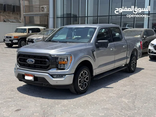 Ford F-150 XLT 2021 (Silver)