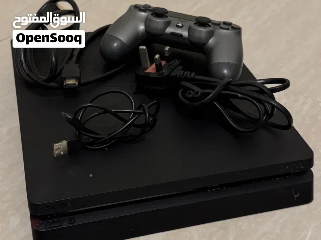 للبيع ps4 سليم مستعمل 500 غيغا