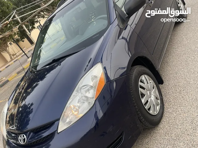 New Toyota Sienna in Zawiya