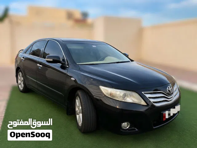 2010 تويوتا كامري LE