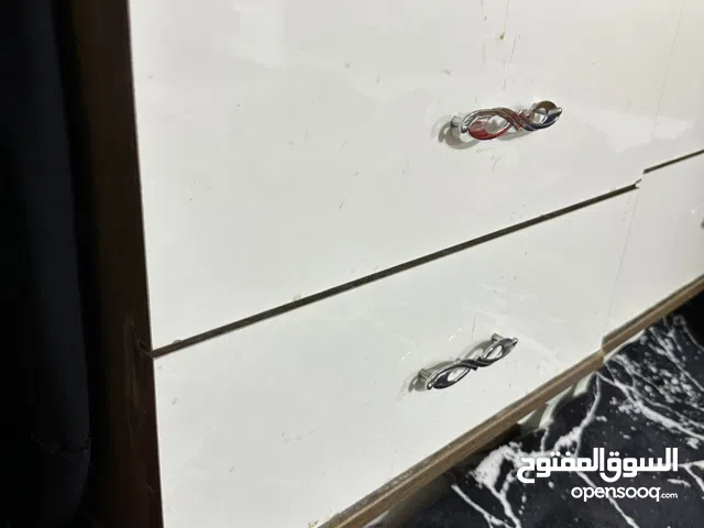 مجرات مجرات سعر 40كل قطعه بيه مجرين و3 قطع ب اربعين ألف فقط مستخدم حاله جيده