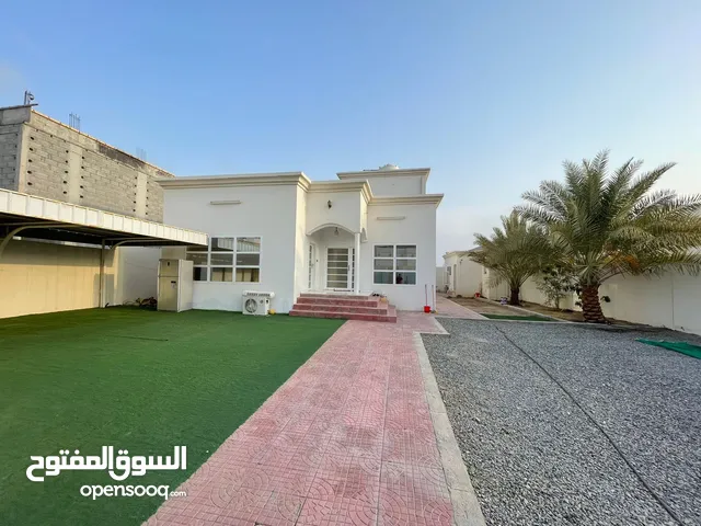 170 m2 5 Bedrooms Townhouse for Sale in Muscat Al Maabilah