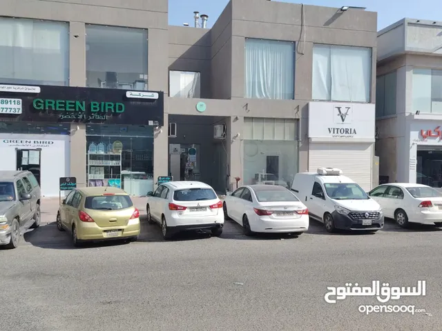 محلات للايجار باسواق القرين باسعار مميزه مساحة 20 متر يصلح لانشطه كثيره