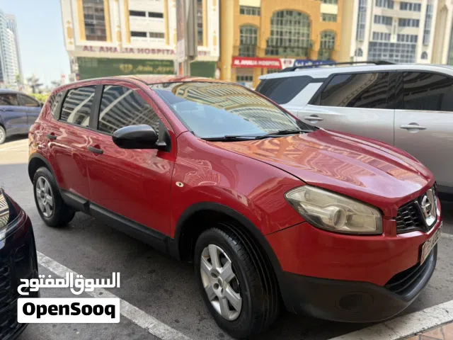 2012 نيسان قشقاي Standard
