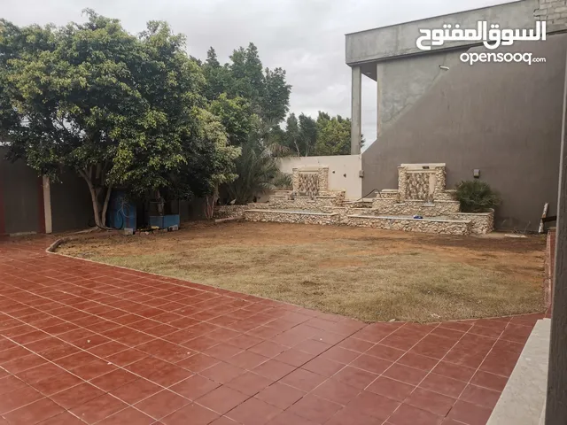 300 m2 3 Bedrooms Villa for Sale in Tripoli Ain Zara