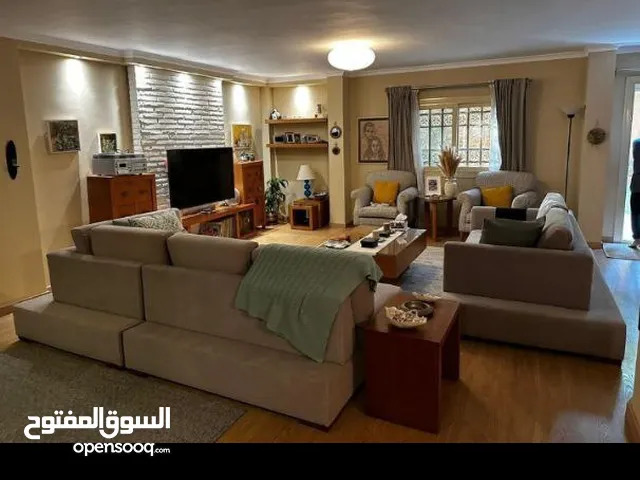 280 m2 4 Bedrooms Apartments for Sale in Giza Sheikh Zayed