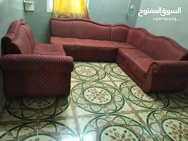 ركنه حرف ل تكفي 9 أفراد بحاله جيده