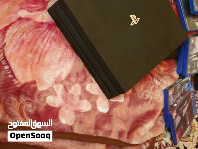 بلاستيشن برو مع جهزان وشريط واحد للتواصل ع الرقم الموجود في الاعلان