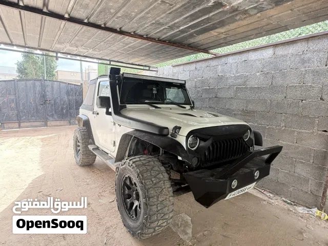 2010 جيب رانجلر Sahara 4xe
