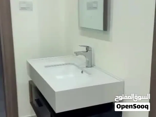 للايجار شقة في القصور بناء حديث