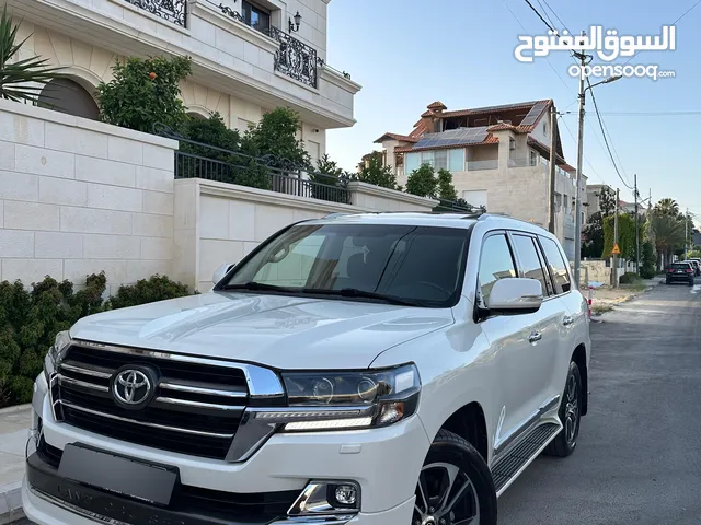 Used Toyota Land Cruiser in Amman