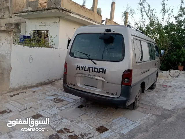 باص h100 للبيع موديل 2003